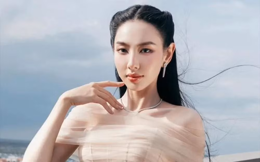 Hoa hau Nguyen Thuc Thuy Tien bi tam hoan xuat canh, phat 25 trieu