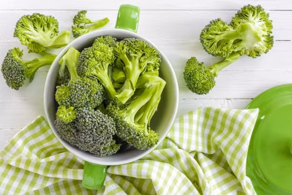 Bat ngo loi ich cua bong cai xanh voi lan da-Hinh-3