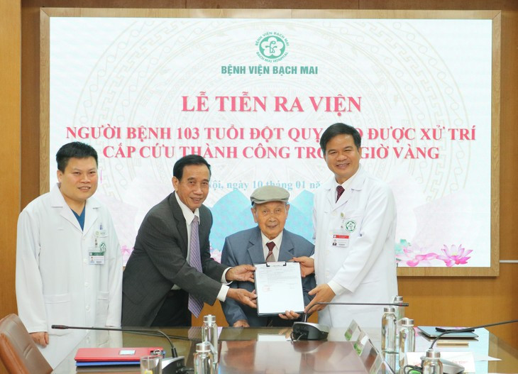 Cuu song cu ong 103 tuoi bi dot quy-Hinh-2