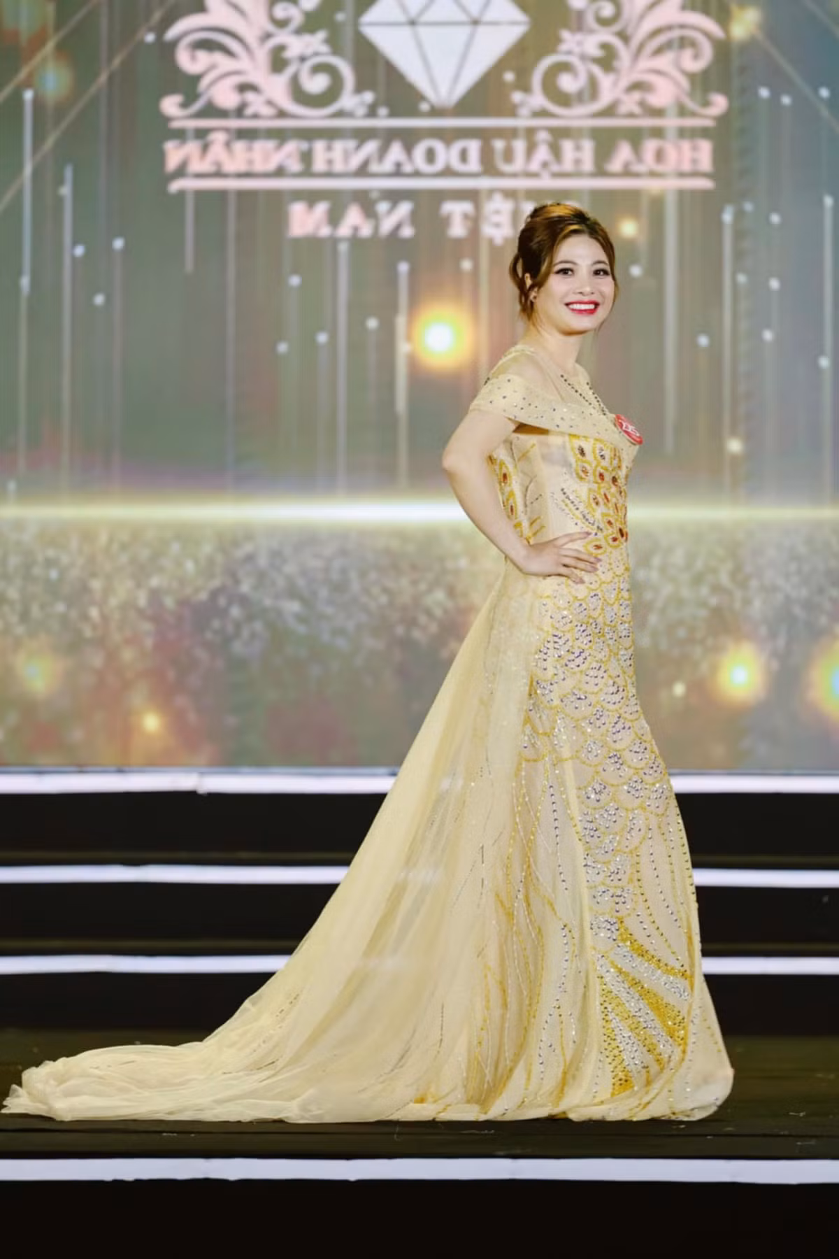 Sau gần 1 tháng đạt danh hiệu á hậu, nữ CEO vẫn miệt mài với công việc, không ngừng học hỏi và phát triển bản thân, đồng thời ấp ủ các dự án thiện nguyện.