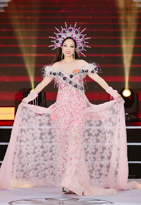 Pham Thi Phuong xuat sac doat danh hieu Hoa hau Nhan ai-Hinh-8