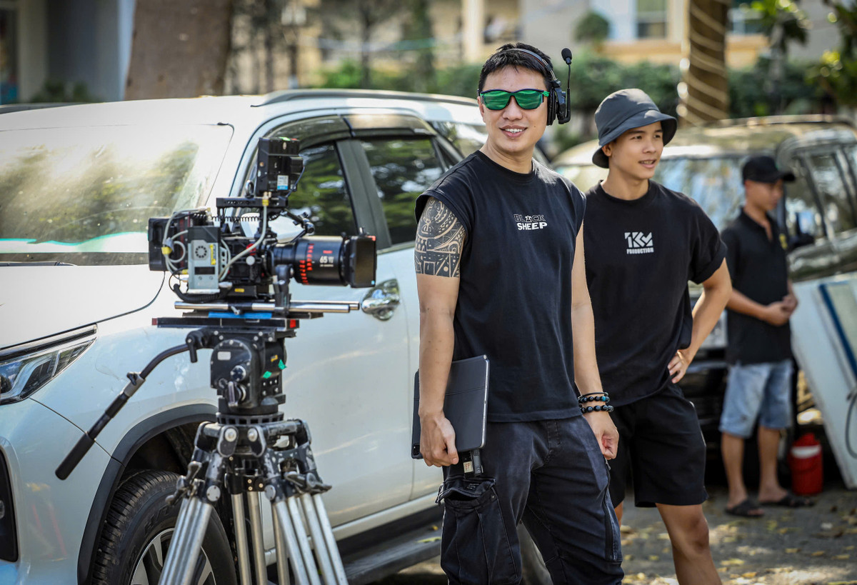 Hot girl, hoa hau dong phim, nha san xuat Quoc Bao TKM noi gi?-Hinh-2