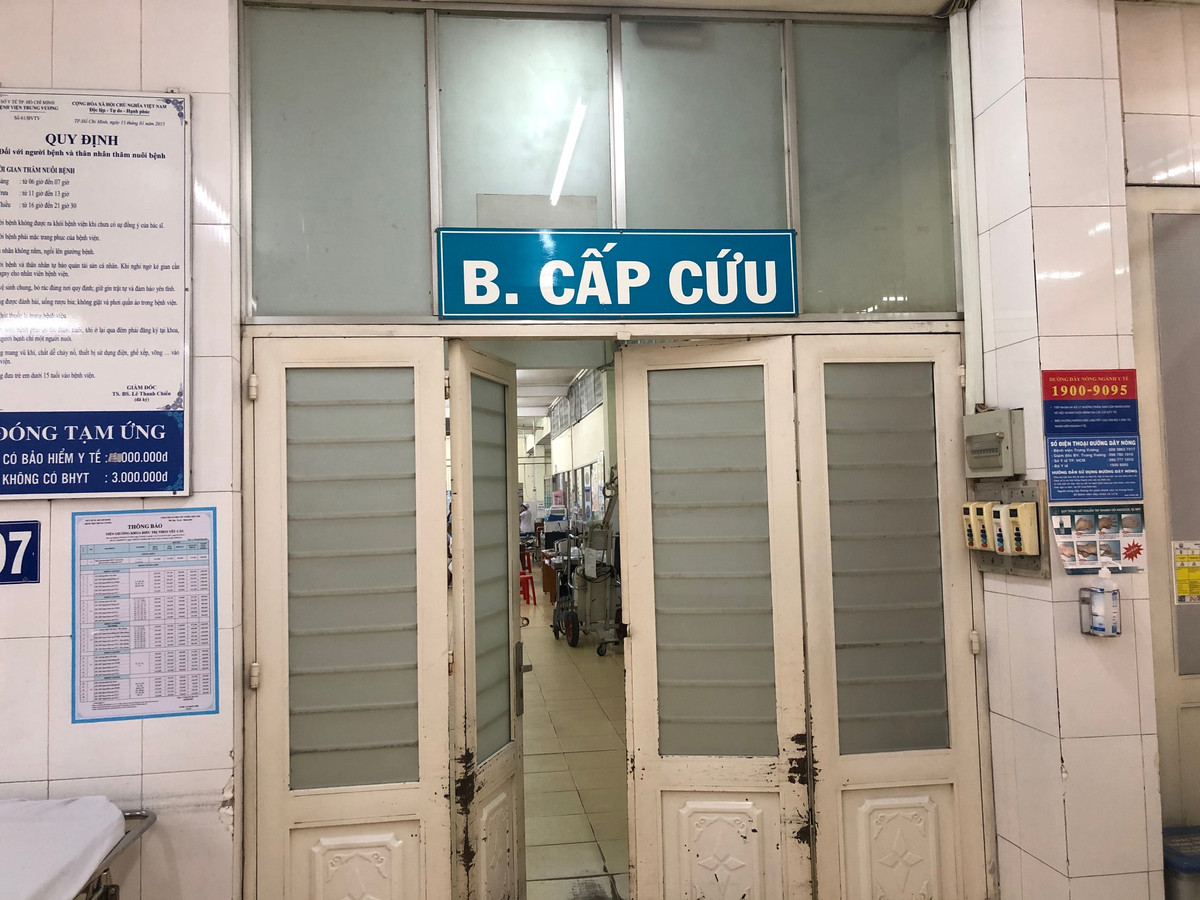 Những lần như thế, cô giáo Ma Huyền chỉ biết chịu đựng, đau quá thì khóc, sang kể lể với cha mẹ, chị em ruột chứ không dám phản ứng lại chồng. Thấy Nay Y Tá có tính cộc cằn, vũ phu, không ít lần phía nhà vợ đã tới khuyên nhủ nhưng gã con rể này vẫn chứng nào tật đó. Gần đây nhất, giữa năm 2022, trong lúc vợ chồng xảy ra mâu thuẫn, Nay Y Tá cũng đã đánh vợ bị thương, chị Ma Huyền phải chuyển lên bệnh viện cấp cứu. Vì không muốn làm lớn chuyện, gia đình ông Ya Tạo đã phối hợp với chính quyền hòa giải. (Ảnh minh họa, nguồn Internet)