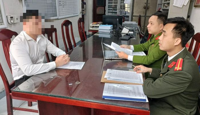 Bi goi doi no, chuyen cuoc goi toi duong day nong Bo Cong an