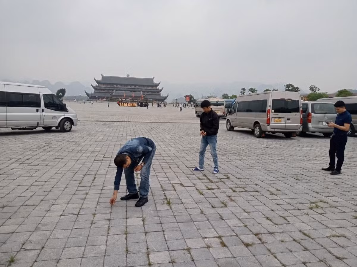 Thượng tá Hoàng cho biết thêm, sau khi để xảy ra tình trạng trên, phía chùa Tam Chúc cũng đã có văn bản cáo lỗi du khách. Ngoài ra, Công an huyện yêu cầu chùa Tam Chúc nếu như trường hợp nào bị hỏng lốp do đinh tại nơi đây thì chùa Tam Chúc phải điều nhân viên sửa chữa miễn phí cho du khách".