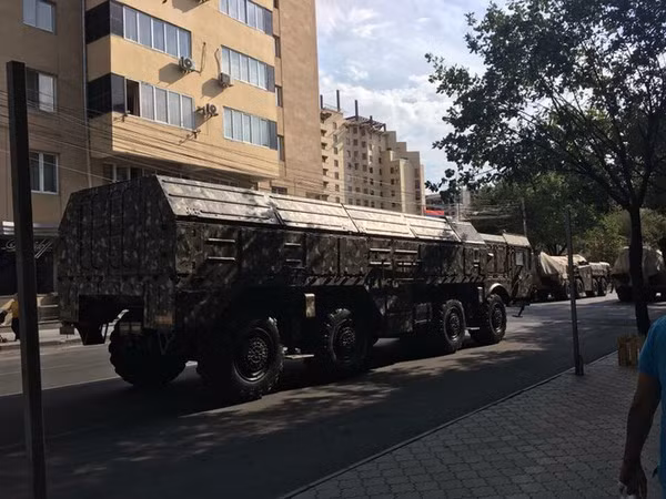 Bình luận tương ứng cũng được đăng trên kênh Telegram "Sputnik Near Abroad". Theo chuyên gia, Iskander -E "được Armenia mua với mức độ lớn để làm vũ khí răn đe" .