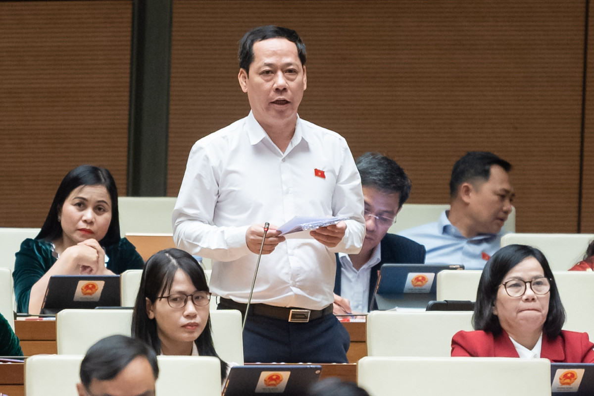 DBQH: Mot nguoi than bi dot quy, tien trong nha “doi non ra di“