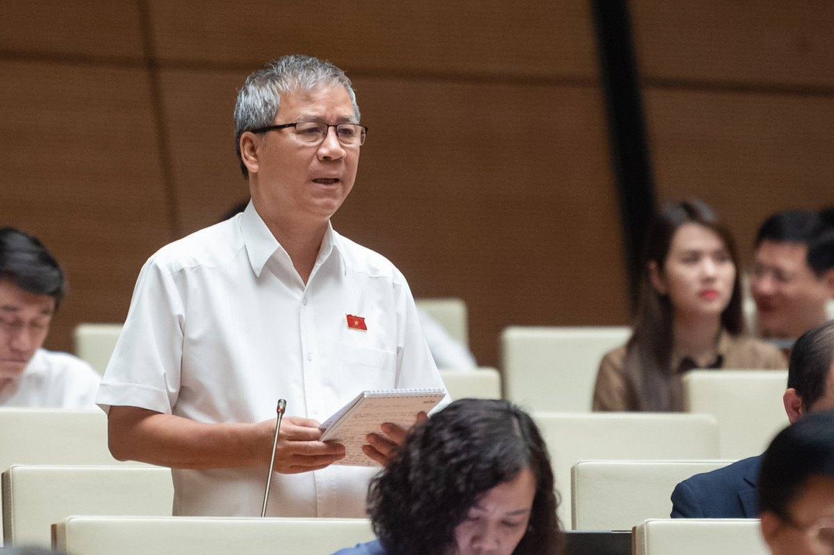 DBQH: Chau be moi tuan mang 2kg gao nen “chi an it thoi” that dau long