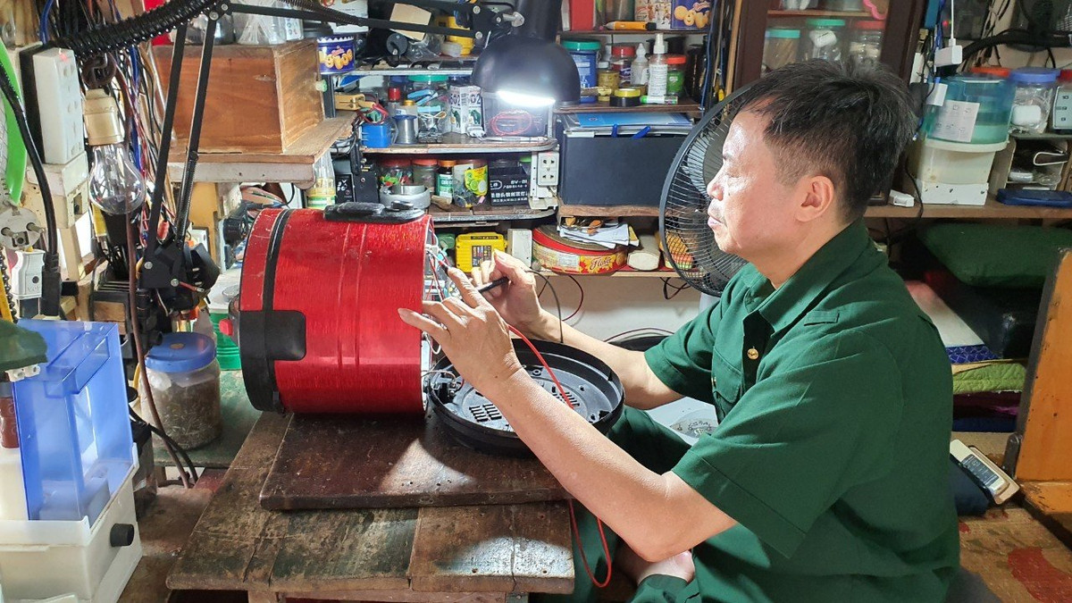 Chuyện tình cổ tích của chú rể đi xe lăn… buộc dây với cô dâu - Hình 4 Chuyen tinh co tich cua chu re di xe lan… buoc day voi co dau-Hinh-4