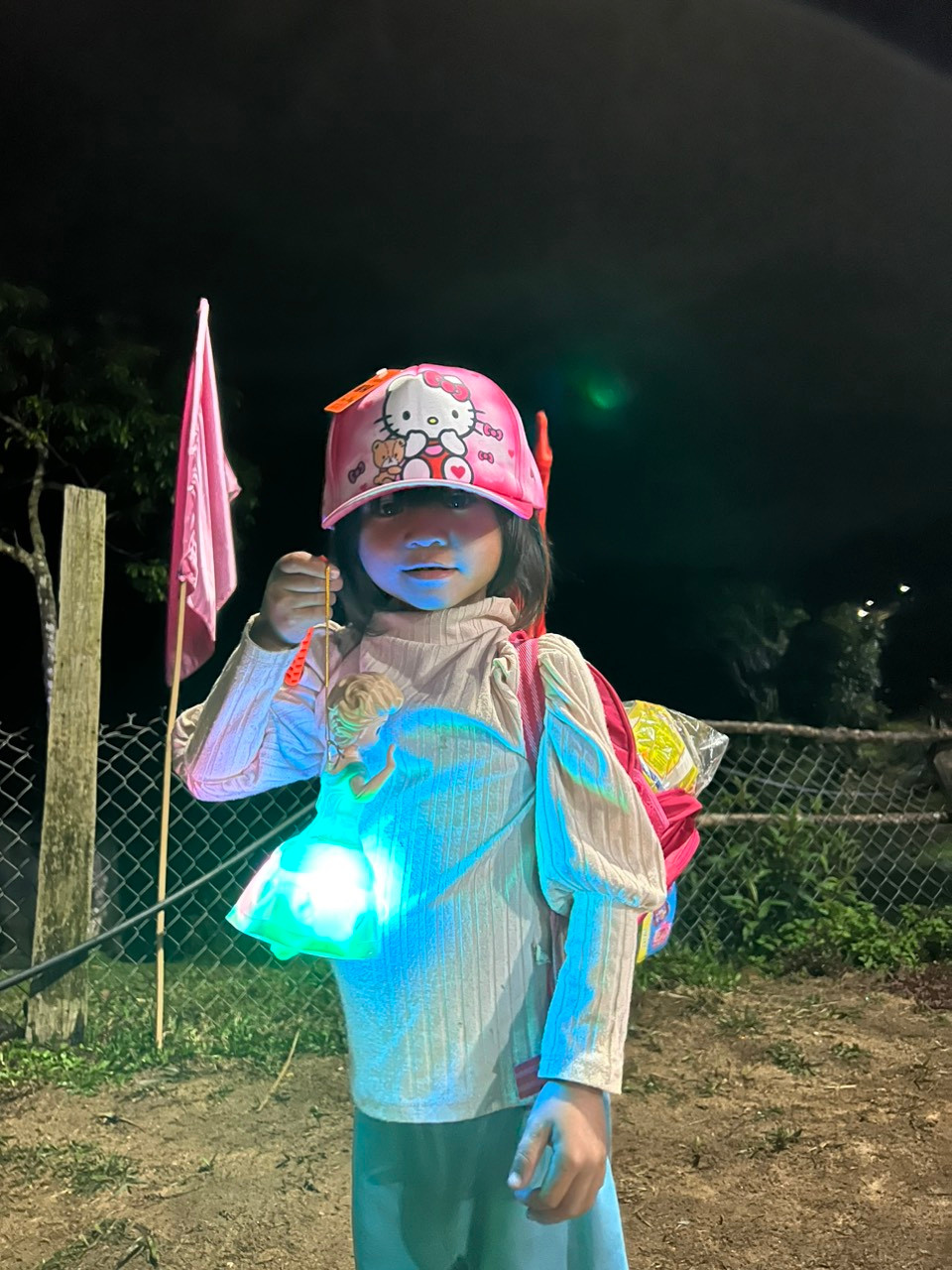 Anh Hồ Hoàng Liêm: Người “cõng” ước mơ lên núi - Hình 3 Anh Ho Hoang Liem: Nguoi “cong” uoc mo len nui-Hinh-3