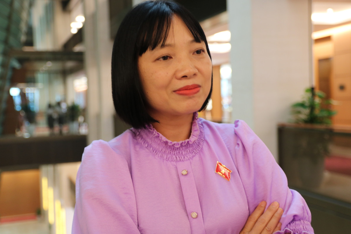DBQH Nguyen Thi Viet Nga: Bo GD&DT lam SGK la quay lai thoi doc quyen