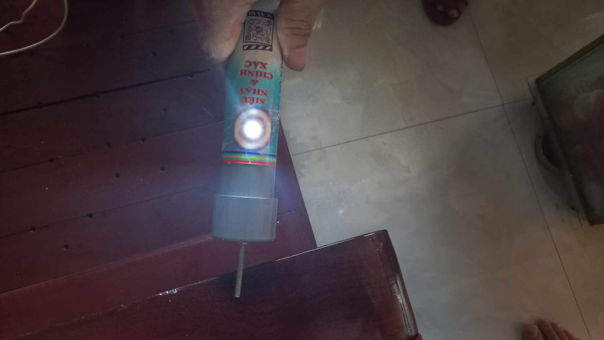 Hải Dương: Nỗi lo của 19 hộ xã Cẩm Hưng sinh sống dưới đường điện 220 kV - Hình 2 Hai Duong: Noi lo cua 19 ho xa Cam Hung sinh song duoi duong dien 220 kV-Hinh-2