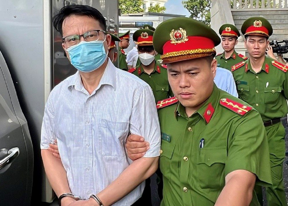 Cuu Dai su Viet Nam tai Malaysia Tran Viet Thai: “Thu tien…vi suc ep thuc tien”