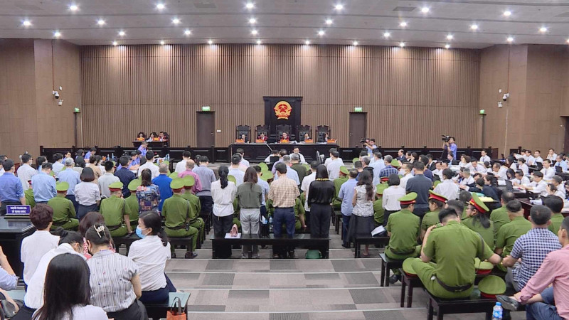 Bị cáo Lê Tuấn Anh nói ''Cuộc đời trước đây thật là đẹp. Khi vụ án diễn ra đã tước đi tất cả của bị cáo''. Bị cáo Nguyễn Mai Anh thì nói rằng ''rất xấu hổ khi phải đứng ở đây ngày hôm nay''.