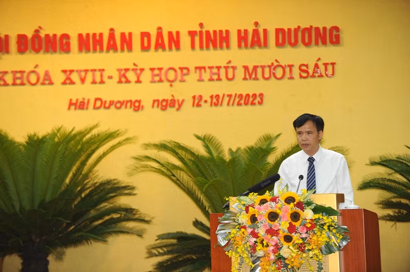 Hai Duong: Day nhanh sat hach lai xe, giai quyet hon 10.000 hoc vien ton dong