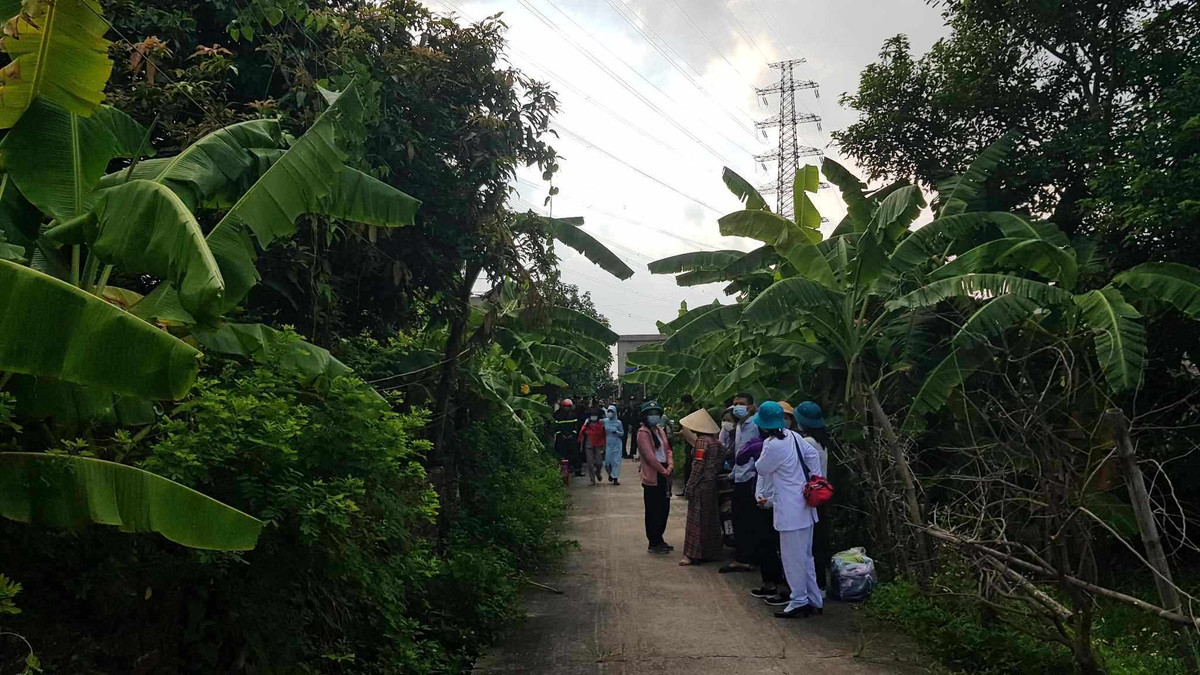 Hai Duong: Bao ve thi cong duong day 220kV qua xa Cam Hung-Hinh-4