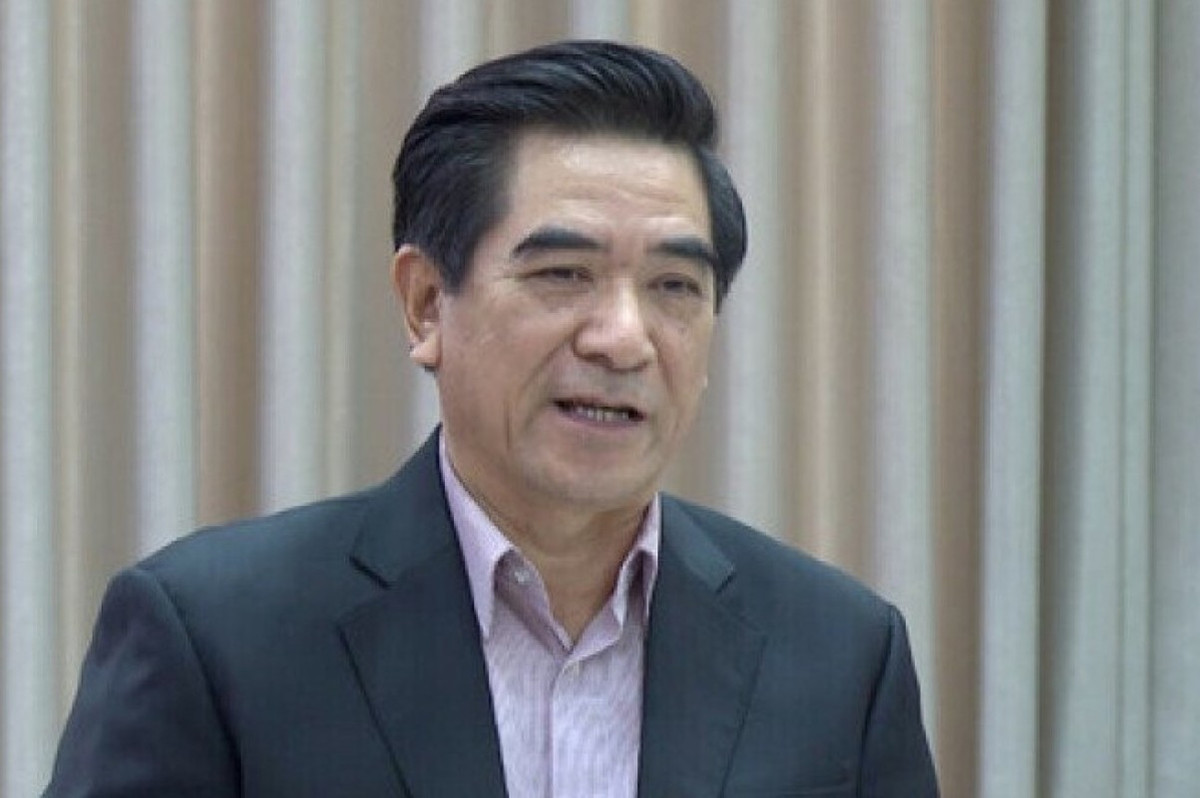 Đối với cựu Chủ tịch UBND tỉnh Lào Cai Doãn Văn Hưởng, cơ quan điều tra đang tạm giữ số tiền 200 triệu đồng do gia đình bị can nộp để khắc phục hậu quả.