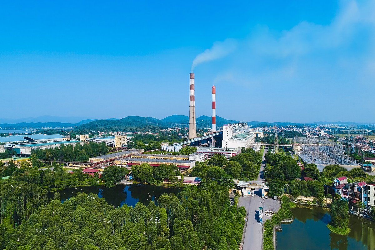 Xu phat, dinh chi Nhiet dien Pha Lai: Tung bi phan anh gay anh huong moi truong