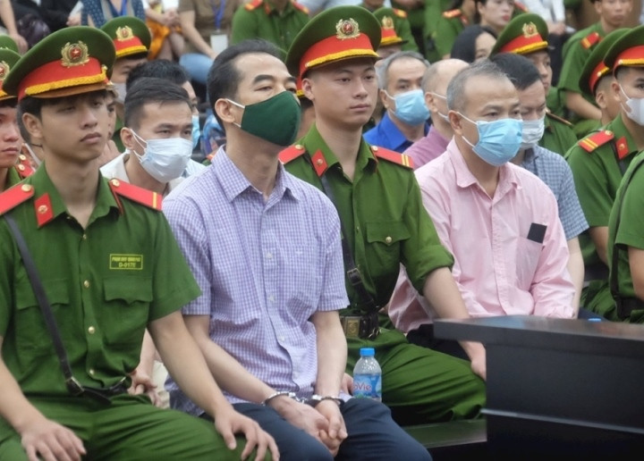 Nhan 21,5 ty, cuu Thu truong To Anh Dung chi nhan thuc “doanh nghiep cam on”-Hinh-2