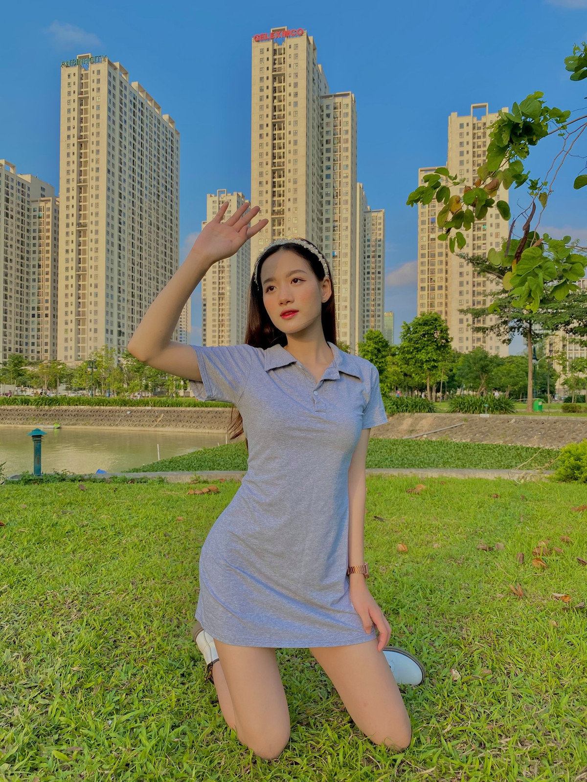 Với ngoại hình xinh đẹp cùng tài năng nổi bật, Thu Uyên đã thật sự chiếm được nhiều cảm tình từ thầy cô, bạn bè và mọi người xung quanh.