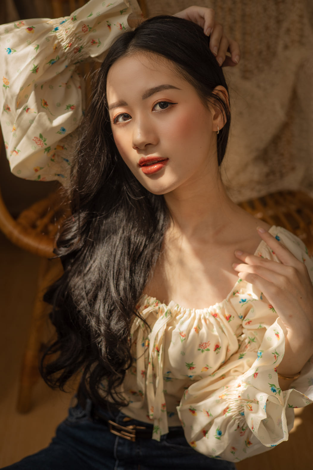 Nguyễn Thị Thu Uyên (sinh năm 2000), hiện là nữ sinh năm 4 ngành Quản trị dịch vụ Du lịch và lữ hành, trường Đại học Tài nguyên &amp; Môi Trường Hà Nội.