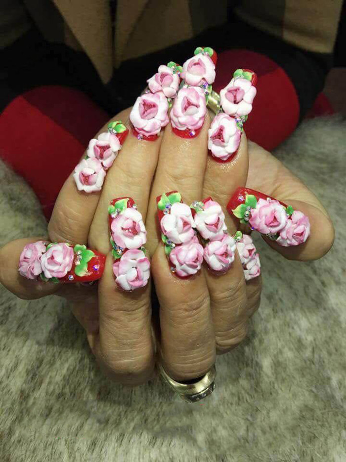 Không khí Tết đã cận kề, hội chị em cũng đang gấp rút trong công cuộc làm đẹp để chào đón một mùa xuân mới.