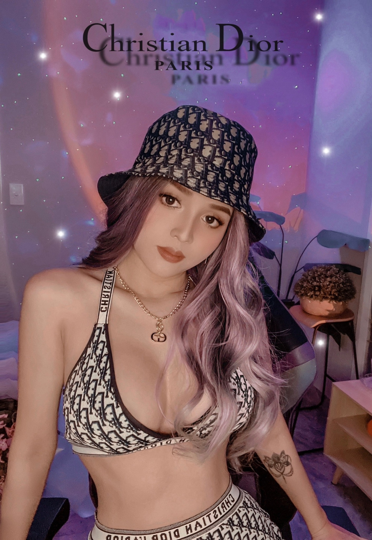 Những livestream của cô ngày càng được nhiều khán giả đón nhận từ các bậc phụ huynh tới giới trẻ.