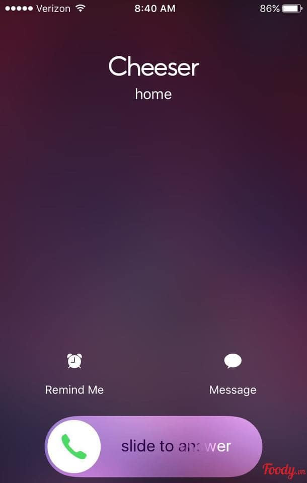 Khi đã trở nên thân mật và làm người yêu của nhau rồi thì chuyện đặt biệt danh cho "một nửa" trong danh bạ điện thoại là một việc hiển nhiên.