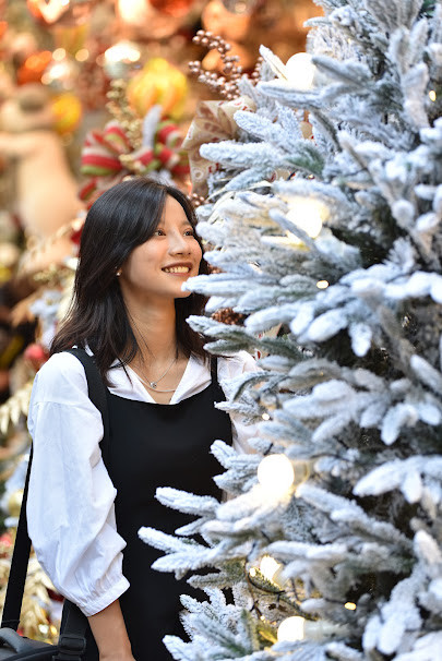 Tại phố Hàng Mã dù đứng bất cứ đâu cũng có thể có những bức hình đẹp.