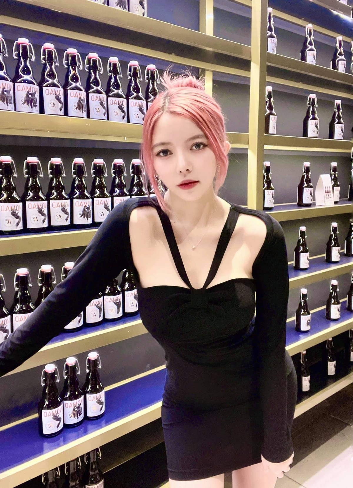 Nhan sắc và vóc dáng của Ohsusu vẫn luôn nhận được lời khen ngợi từ cộng đồng game thủ.