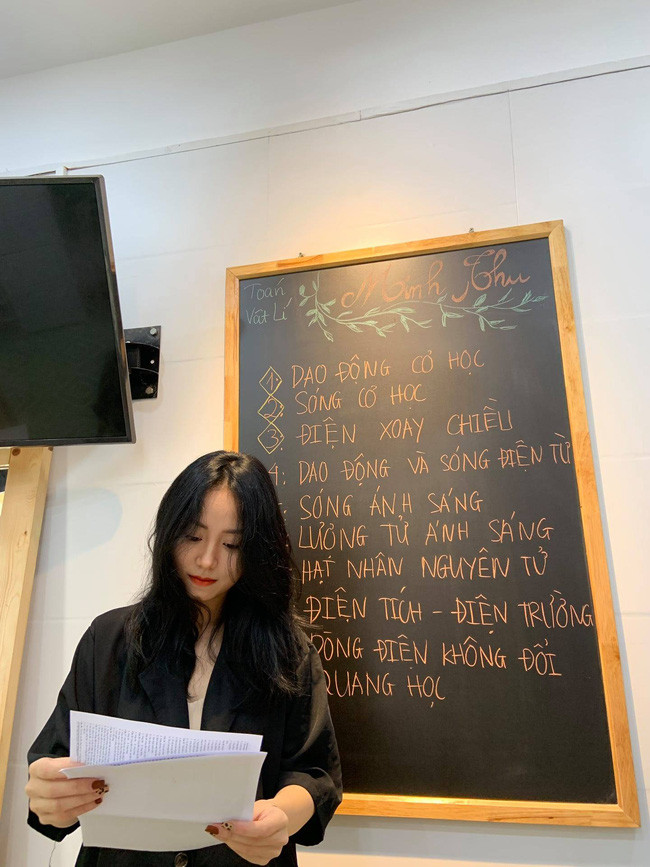 Hiện tại, cô sở hữu page có gần 1 triệu người dõi theo, trang cá nhân hơn 61 nghìn lượt theo dõi. Ảnh: Tổng hợp