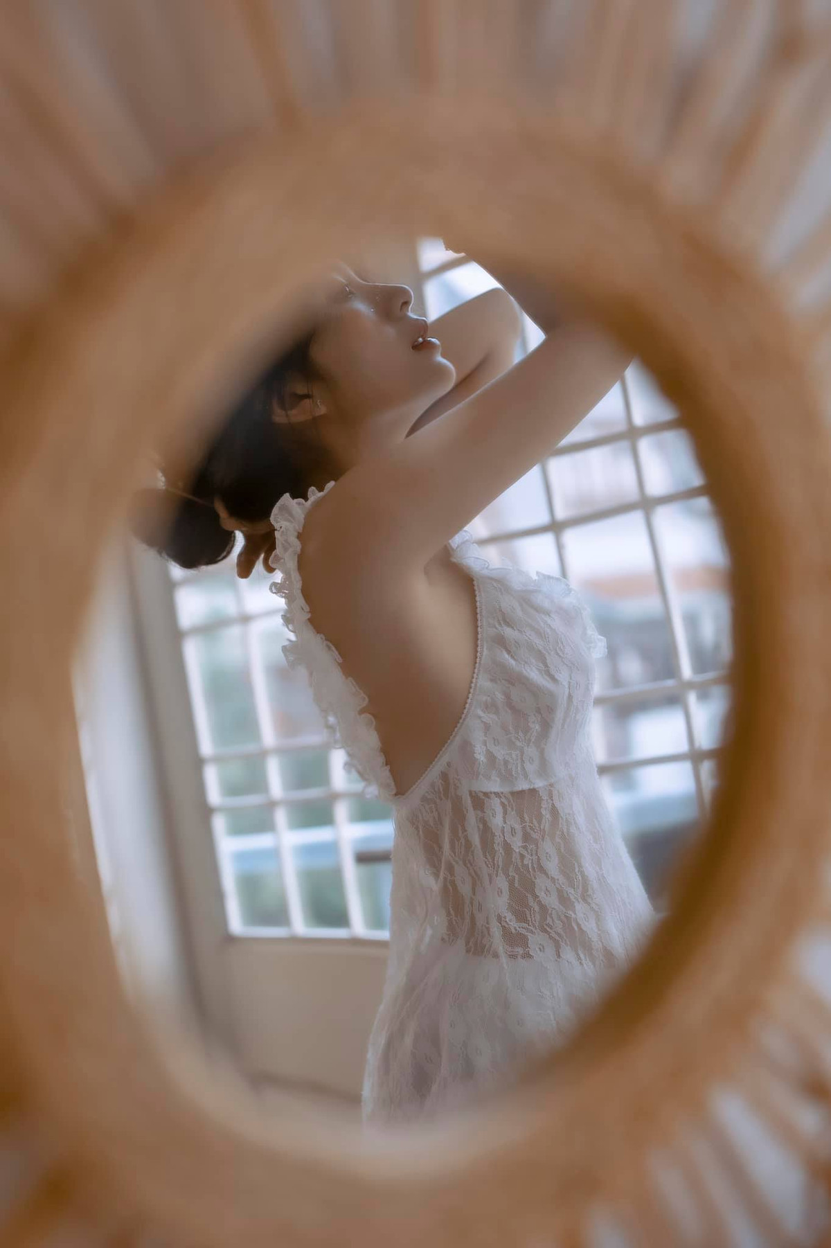 Đôi lúc nàng hot girl 9x bất ngờ diện trang phục gợi cảm khoe vóc dáng, dù chiều cao khiêm tốn, vóc dáng nhỏ nhắn thế nhưng Huyền vẫn "đốn tim" người đối diện.