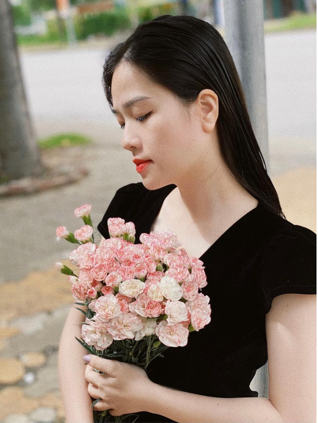 Huyền My từng học tại ĐH FPT, cô nàng gây chú ý khi sở hữu ngoại hình khá xinh xắn, đáng yêu. Ảnh: FBNV