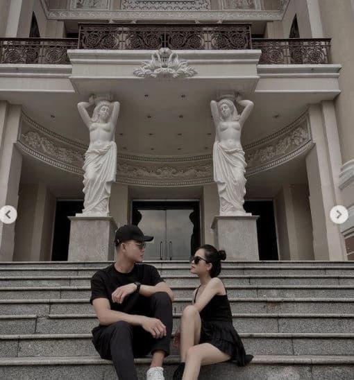 Được biết, người yêu mới của Huyền My là một gương mặt khá nổi trong giới trẻ. Anh là diễn viên Nguyễn Anh Tú - người từng đạt Quán quân chương trình Cười Xuyên Việt 2016.