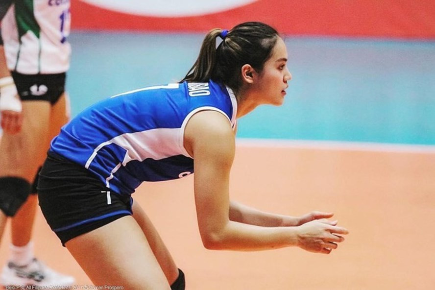 Ngoài sự nghiệp trên đấu trường nhan sắc, Gumabao còn là một vận động viên bóng chuyền chuyên nghiệp tại quê nhà.