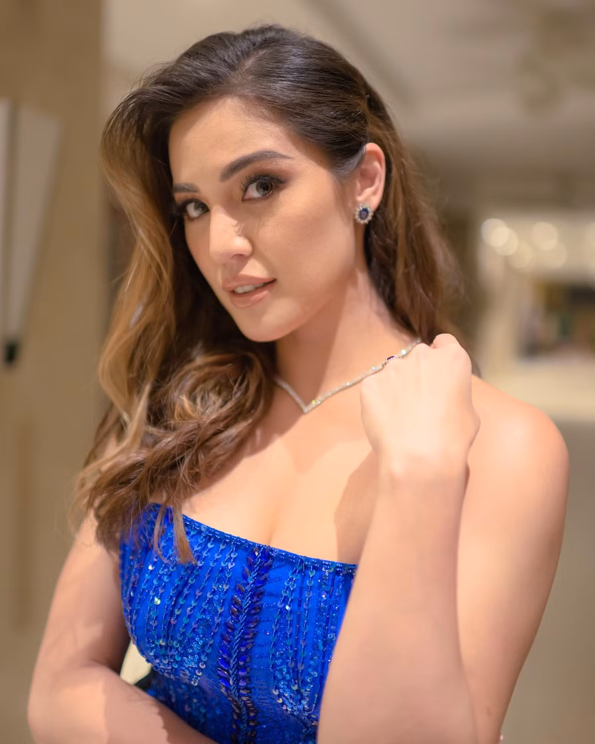 Hiện tại, cô vẫn đang là gương mặt quảng bá thương hiệu cho nhiều nhãn hàng có tiếng.