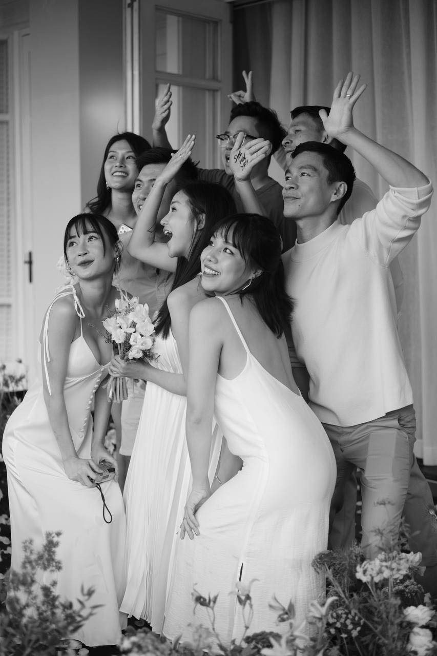 Trong suốt ngần ấy thời gian, thiếu gia vẫn nỗ lực lấy trái tim gái xinh để rồi nhận được trái ngọt như hiện tại.