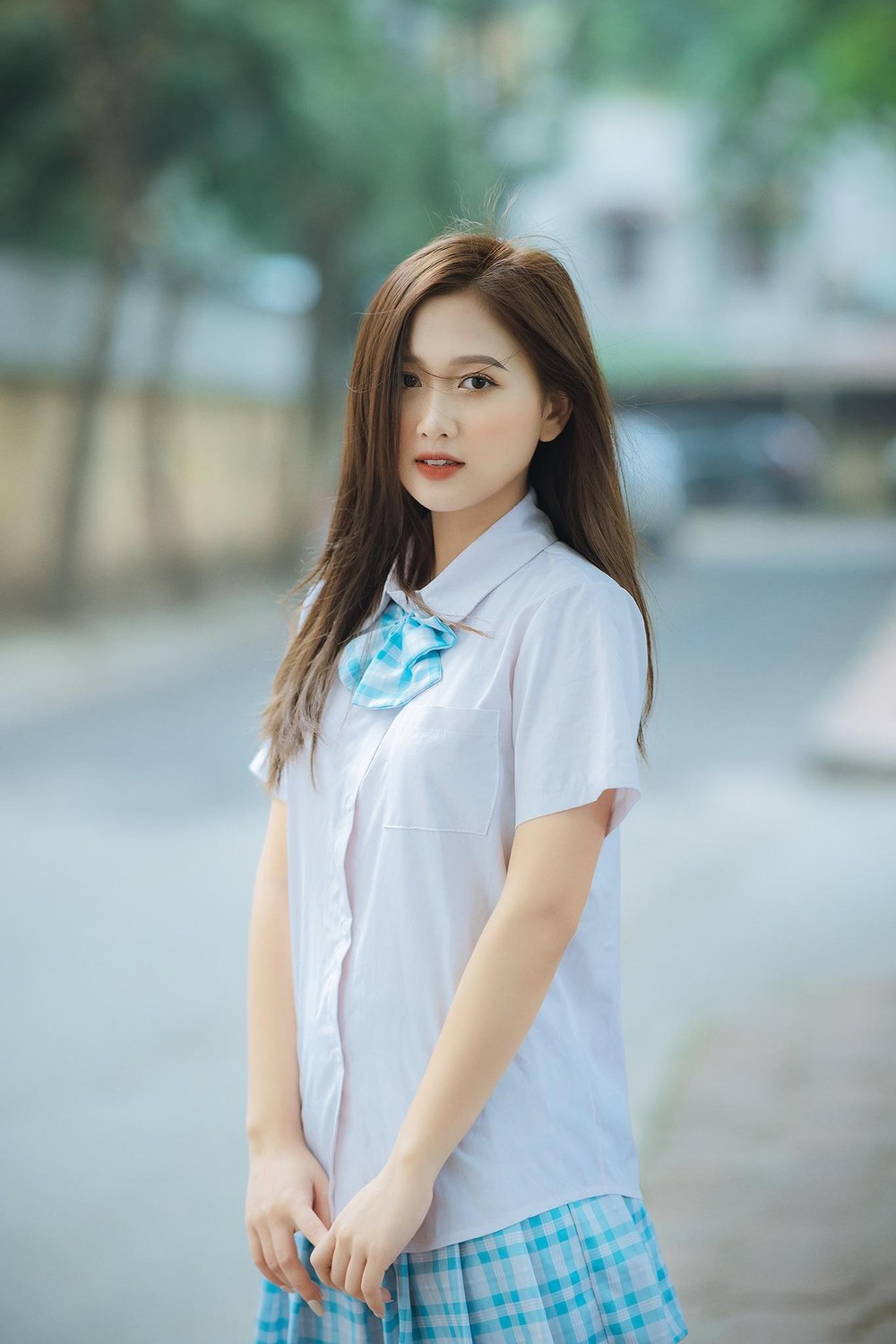 Gương mặt xinh đẹp như gái Hàn của Thu Hương chính là điểm cuốn hút khán giả mỗi lần xem MV.