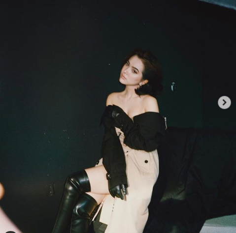 Được biết, thu nhập bình quân mỗi tháng của cô gái trẻ này vào khoảng 70 triệu đồng/tháng, có những lúc kiếm được 100 triệu đồng/tháng.