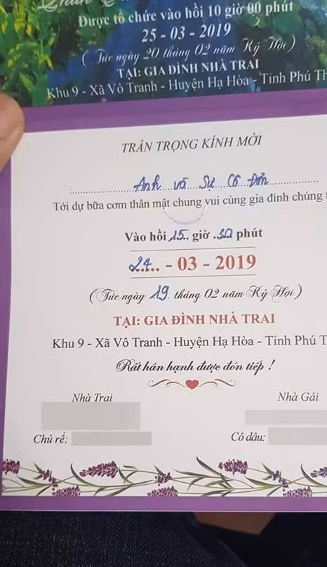 Biết chỉ là đùa vui thôi nhưng cầm cái thiệp trên tay, đọc xong vẫn thấy... đắng lòng.