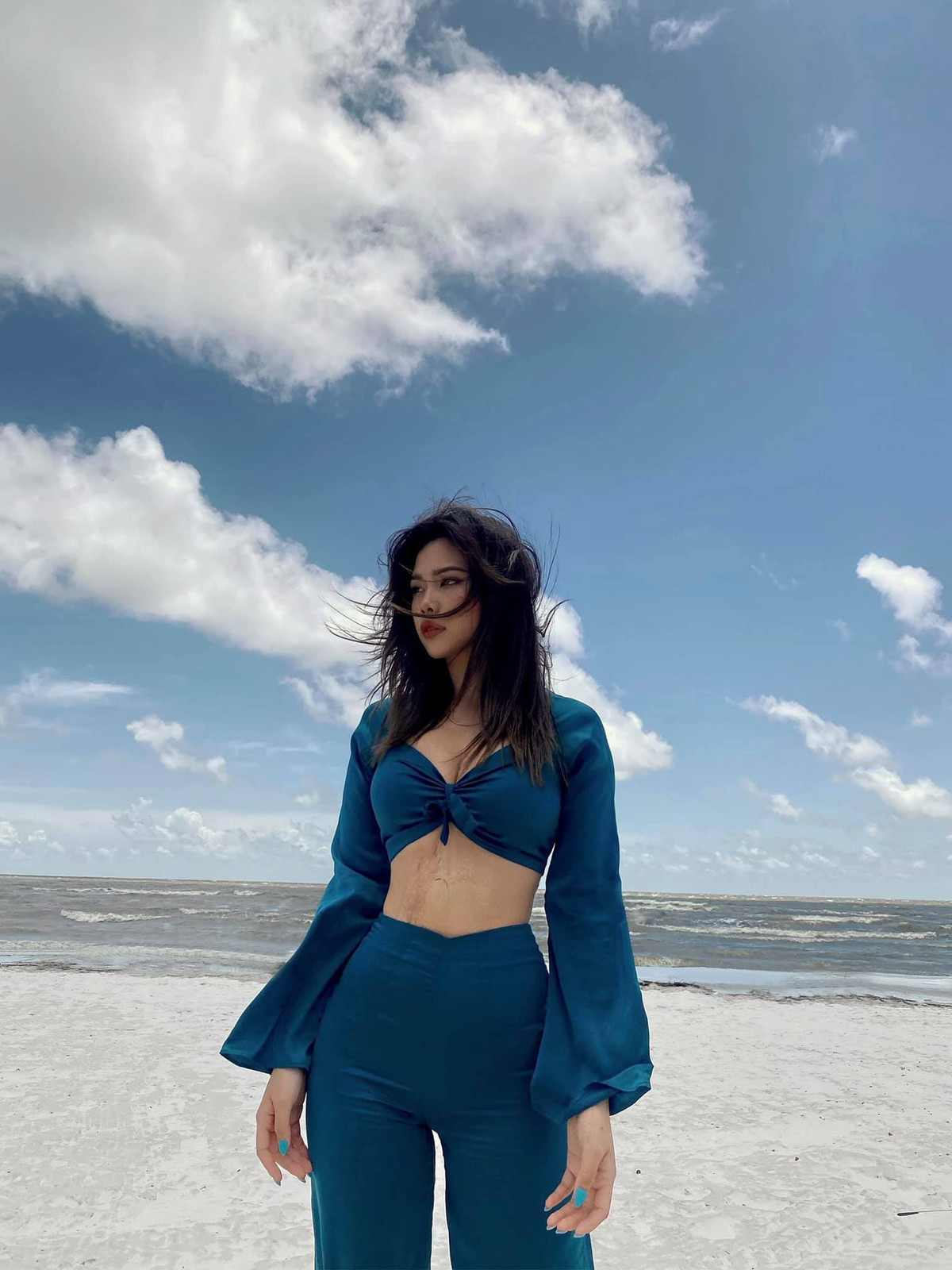 Hiện nay, người mẫu lai đang định cư cùng gia đình tại Mỹ. Tình hình dịch bệnh ở Mỹ đang dần đi vào ổn định nên công việc của Nina gần như không bị ảnh hưởng.