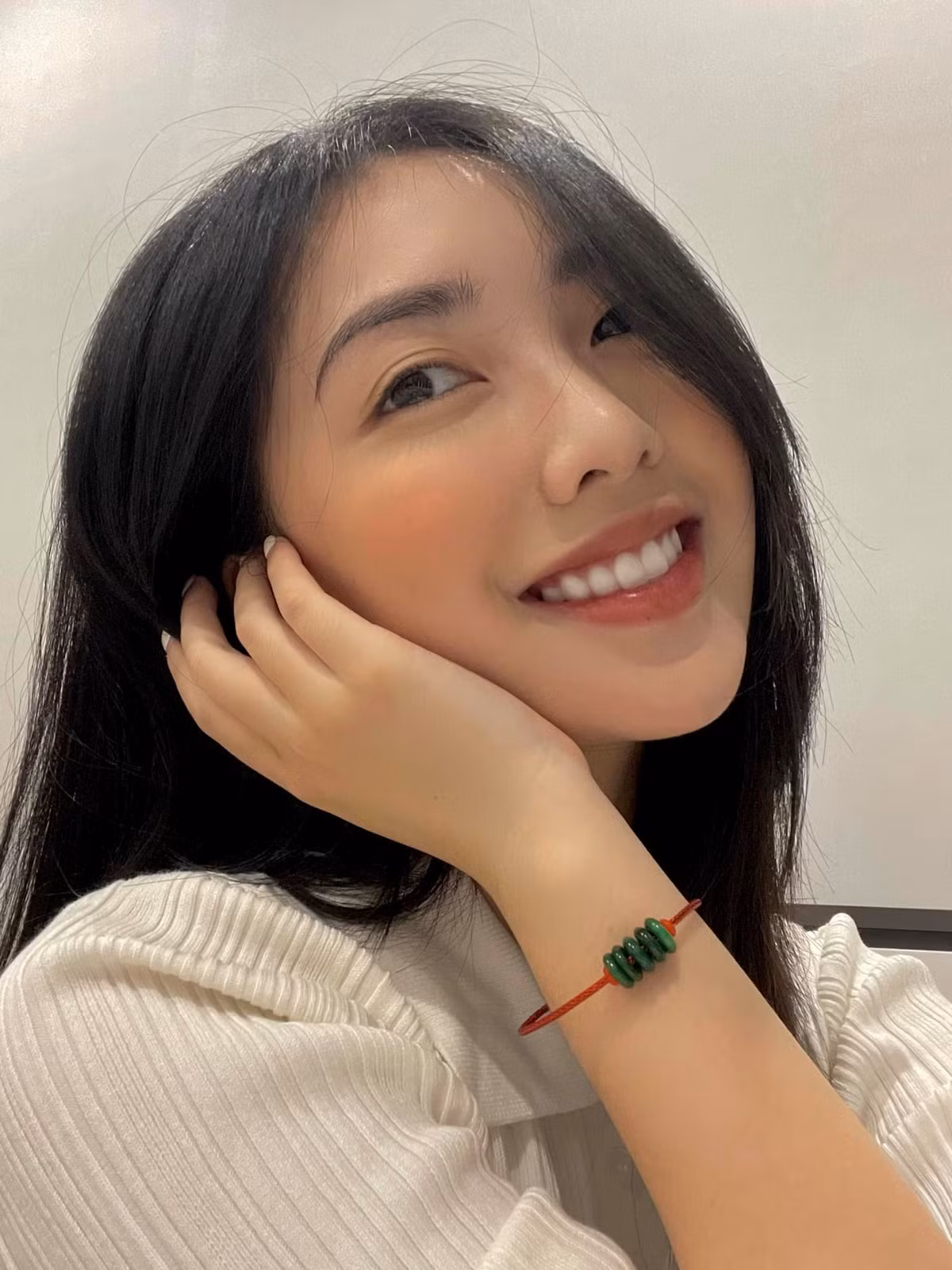 Không chỉ có năng khiếu về hội họa, nàng WAG này cũng khá khéo trong việc bếp núc.