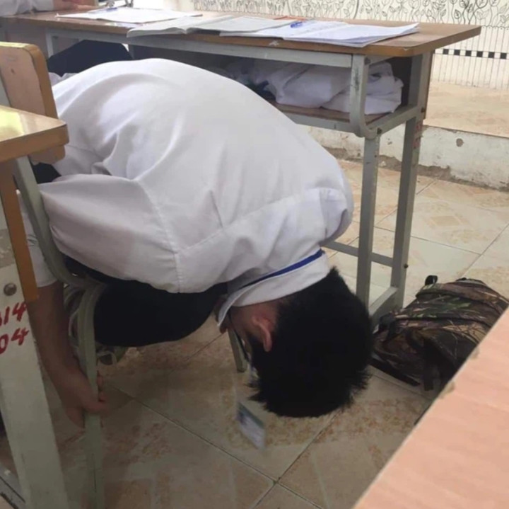 Giấc ngủ này sau khi tỉnh dậy có vẻ sẽ hơi choáng váng đây.