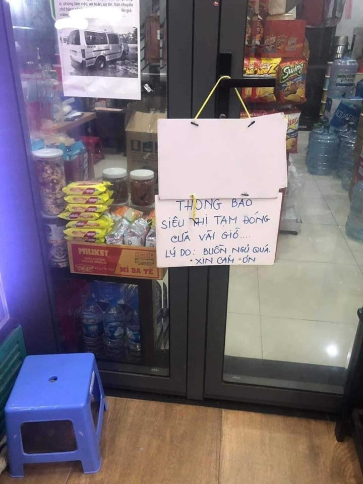 Ngày nay, khi ra đường chúng ta dễ dàng bắt gặp nhiều biển thông báo, bảng báo, nội quy… để nhắc nhở, kêu gọi, chỉ dẫn.