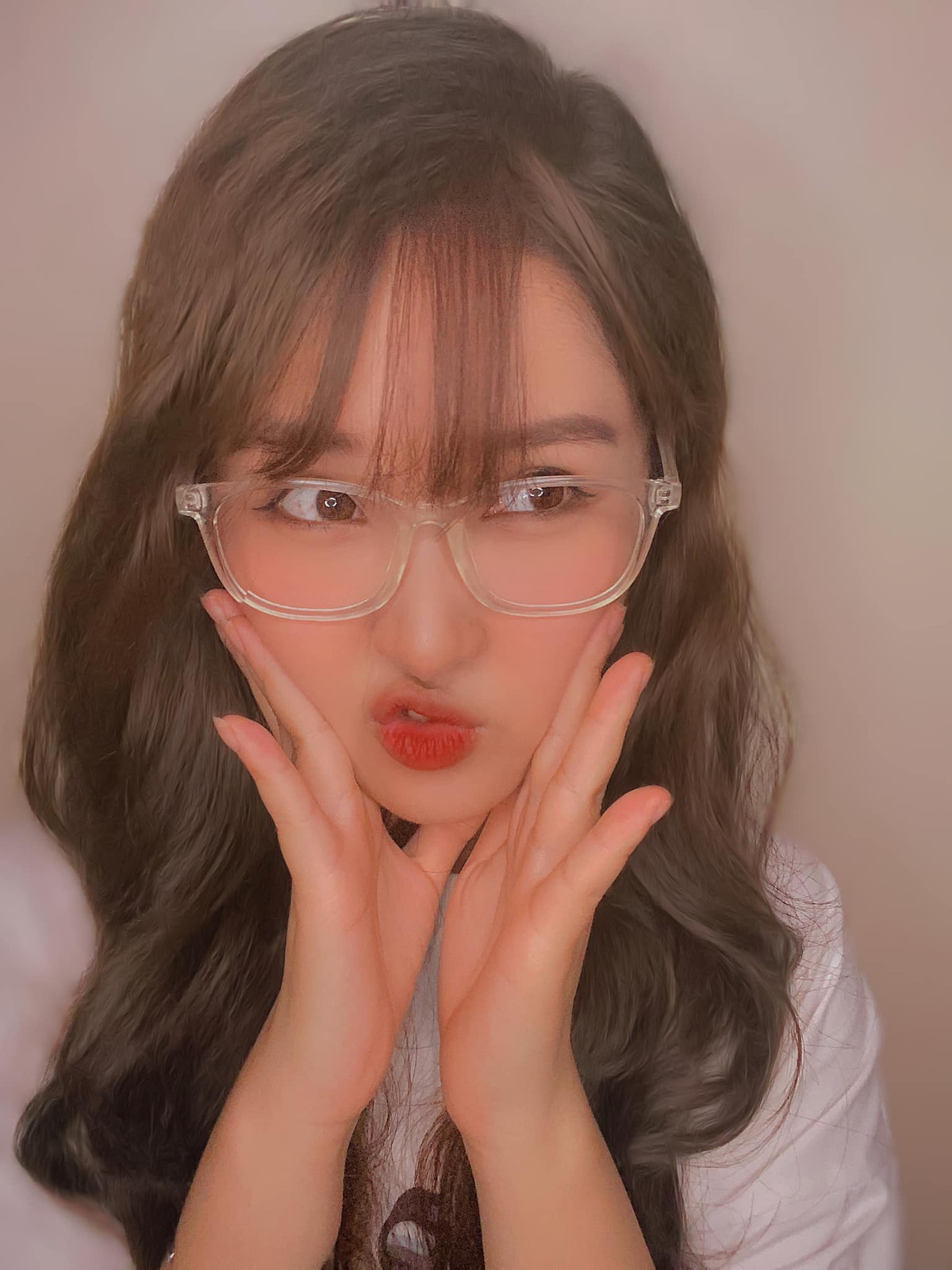 Cô gái 23 tuổi sở hữu thành tích học tập đáng nể.