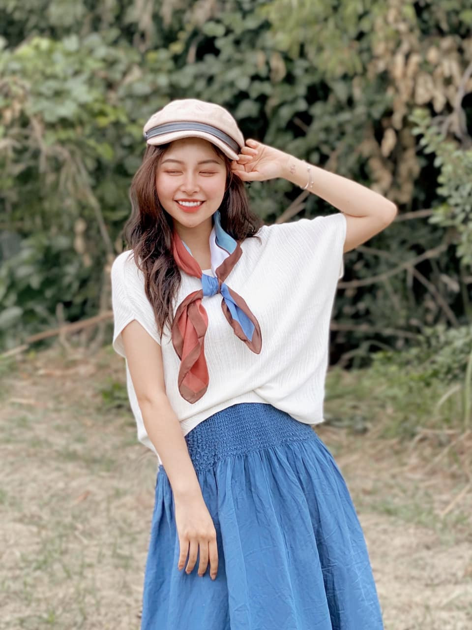 Dù là MC quen mặt tại các giải đấu eSports lớn nhỏ suốt 2 năm qua nhưng Mộc Miên cho biết "khả năng chơi game của mình vẫn rất 'gà'".