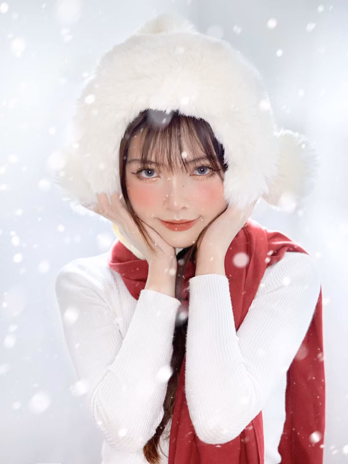 Vốn dĩ Kiều Thanh được mọi người biết đến nhờ khuôn mặt đáng yêu "như búp bê" và khả năng make-up chuyên nghiệp.