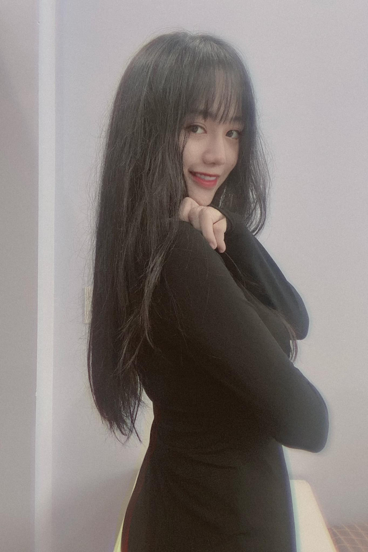 Từng chia sẻ, Mai Linh cho biết cô cảm thấy may mắn khi chồng và gia đình chồng đều ủng hộ công việc và đam mê game của mình.