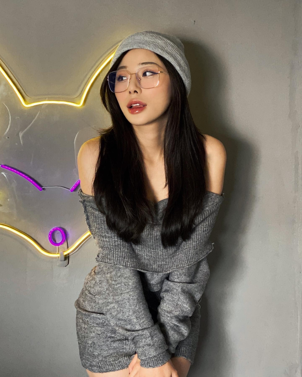 Minh Anh từng xuất sắc giành quán quân cuộc thi The Next MC 2018 do Cung Thanh niên Hà Nội phối hợp với Hội MC trẻ thành phố tổ chức và đạt ngôi vị Miss Báo Chí tại chương trình Press Beauty 2018 – Tài sắc nữ sinh Báo Chí.