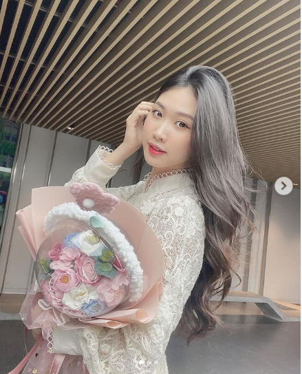 Dự định của nữ sinh 9X trong tương lai là theo đuổi con đường trở thành MC - Biên tập viên chuyên nghiệp.